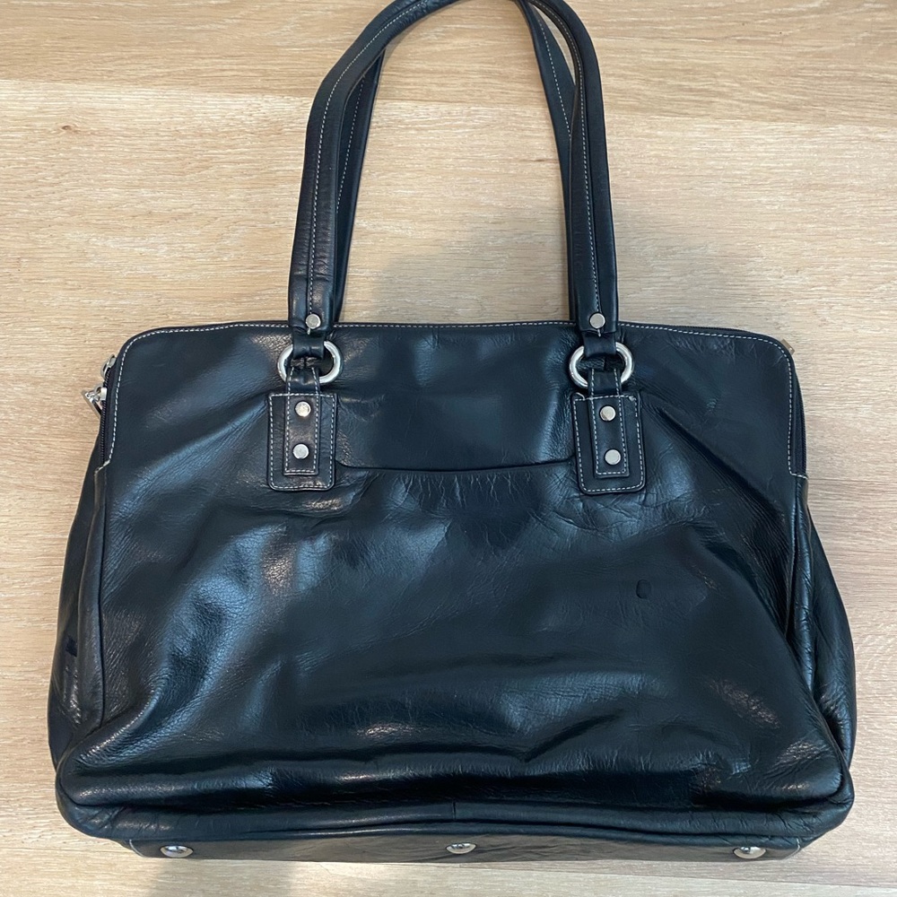 Perlina black leather briefcase.